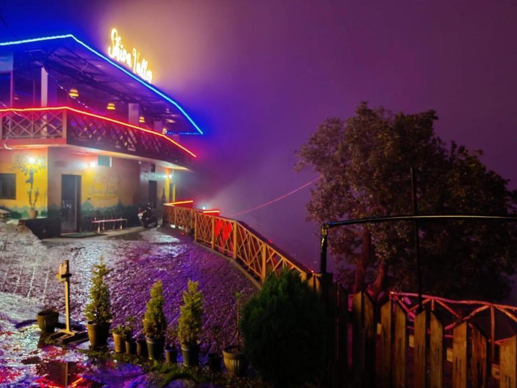 Shiva Valley Resort Kokhliyal Gaon Exteriör bild
